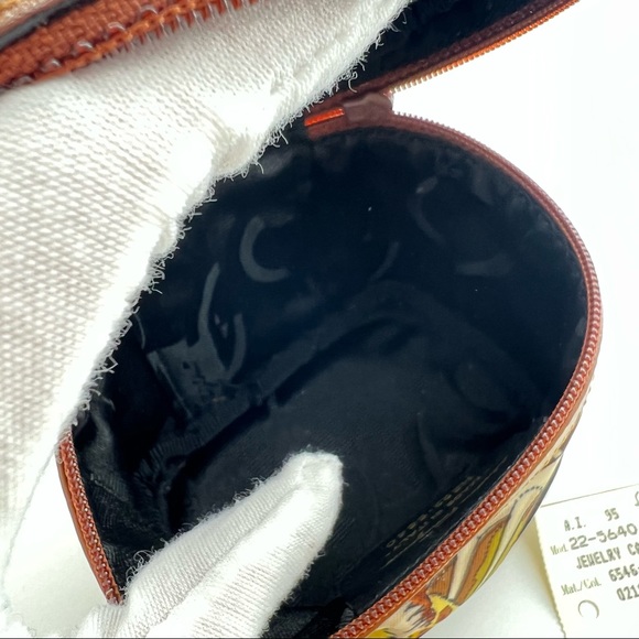 ✈️Sold!Salvatore Ferragamo mini bag - Picture 10 of 12